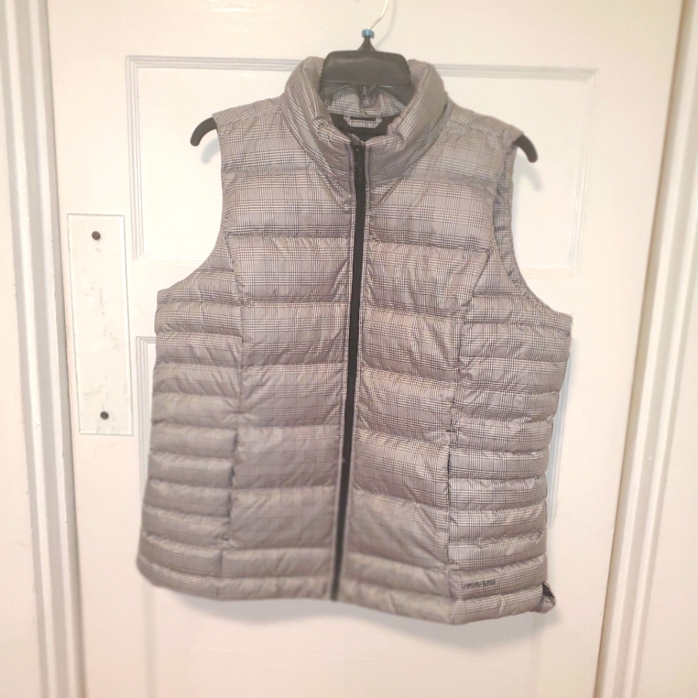 Lands End 600 CT down puffer vest athleisure women 14/16l NWT